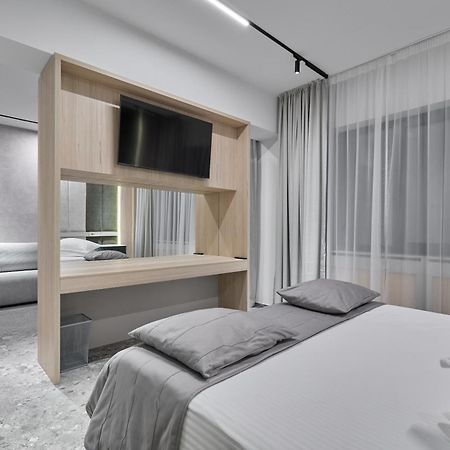 Avo Hotel ルムニク・サラト エクステリア 写真